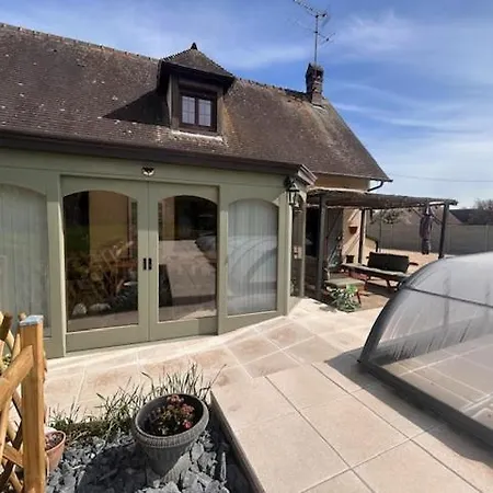 Avec Piscine Au Bord De L'eure 1h De Paris Semesterbostad