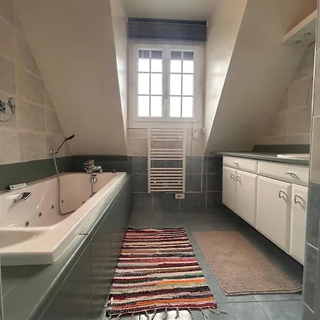 Semesterbostad Avec Piscine Au Bord De L'eure 1h De Paris