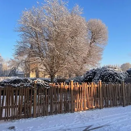 Avec Piscine Au Bord De L'eure 1h De Paris Semesterbostad Cailly-sur-Eure